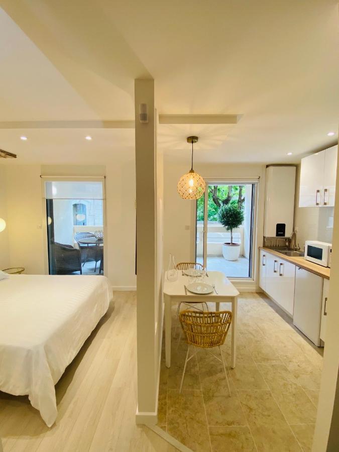 Feel@Home Nemausus « Le 11 » Nimes Exterior photo